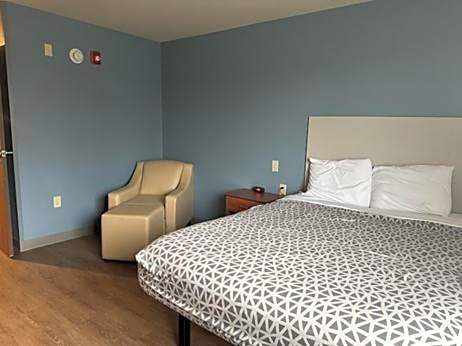 WoodSpring Suites St Louis St Charles