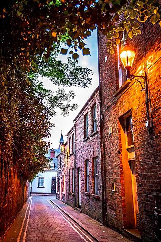 Bishop's Gate Hotel