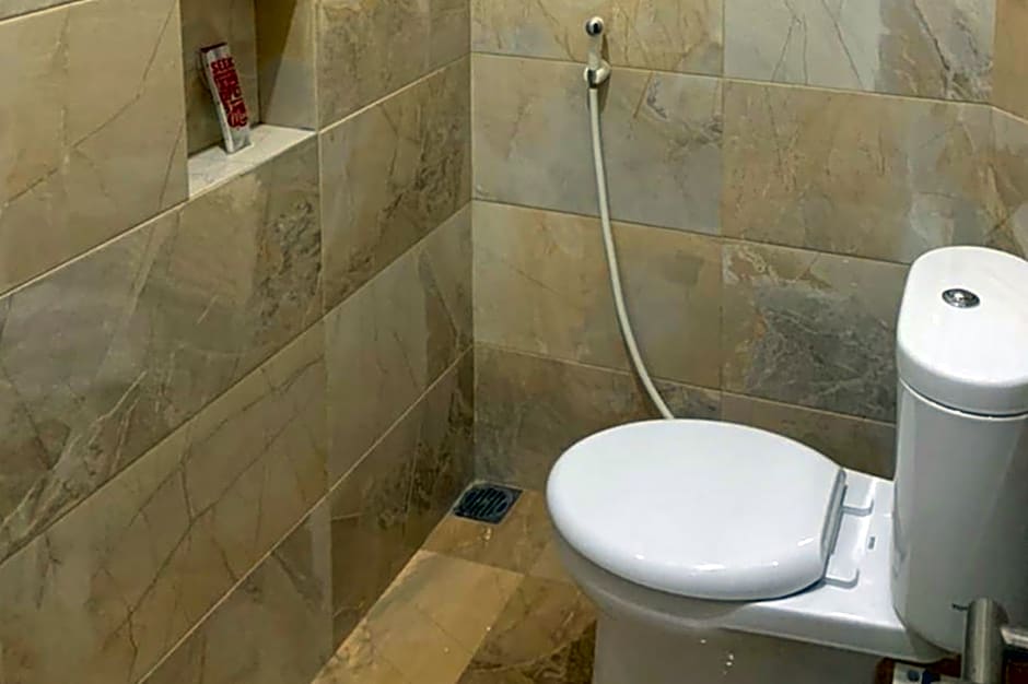 RedDoorz Syariah near Kawasan Simpang Lima Pati