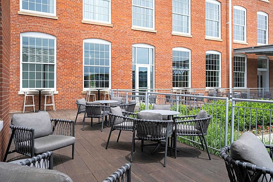Fairfield Inn & Suites by Marriott Madison Historic Eagle Cotton Mill