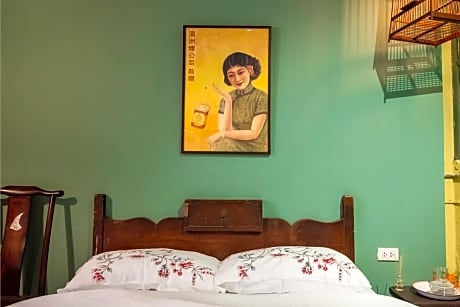 Room B: Private Double Room