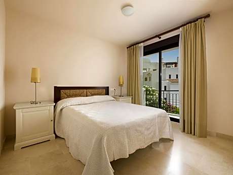 Three-Bedroom Apartment with Sea View