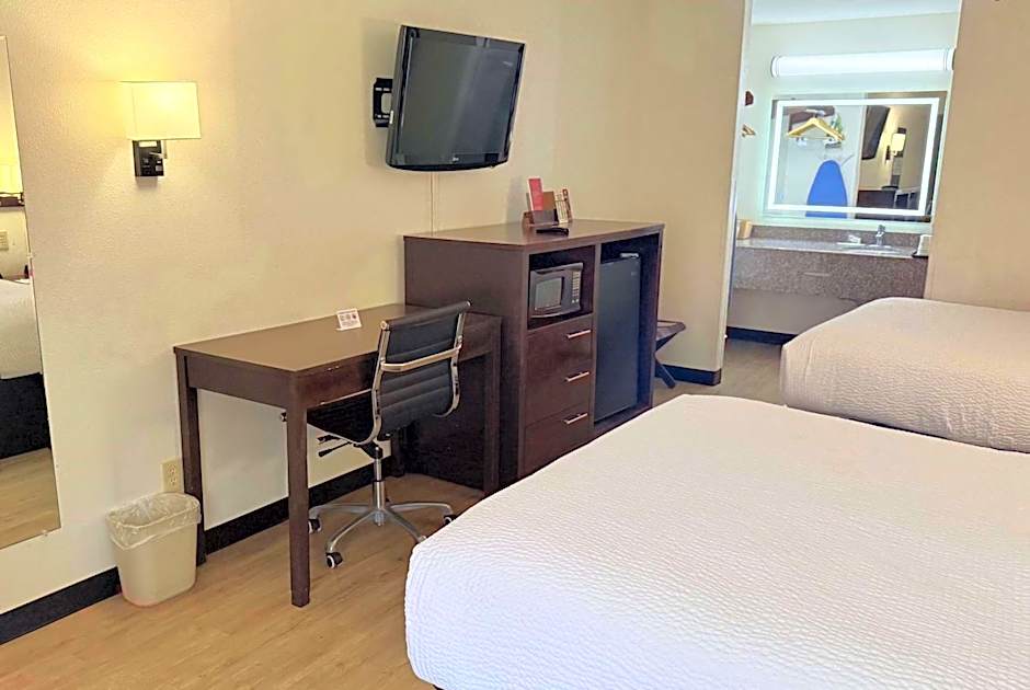 Ramada by Wyndham San Antonio Near SeaWorld/Lackland AFB