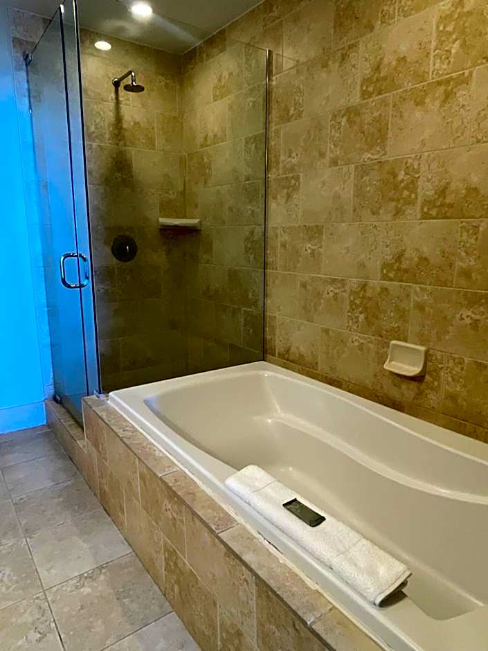 South Beach Biloxi Hotel & Suites