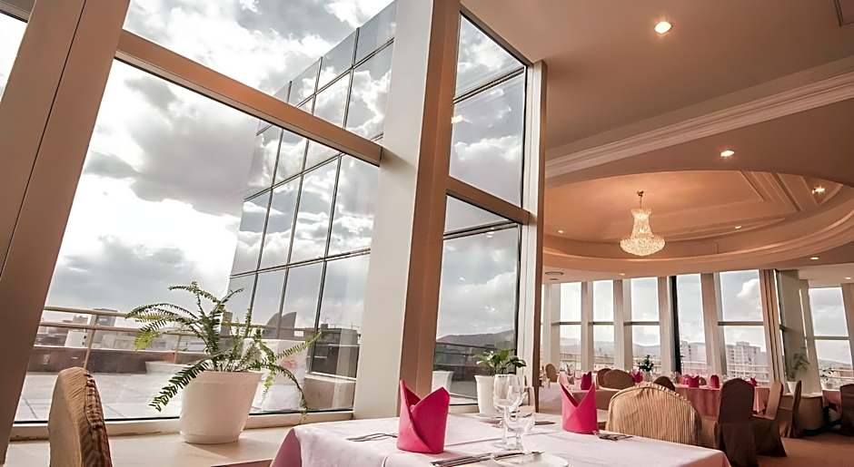 Chinggis Khaan Hotel