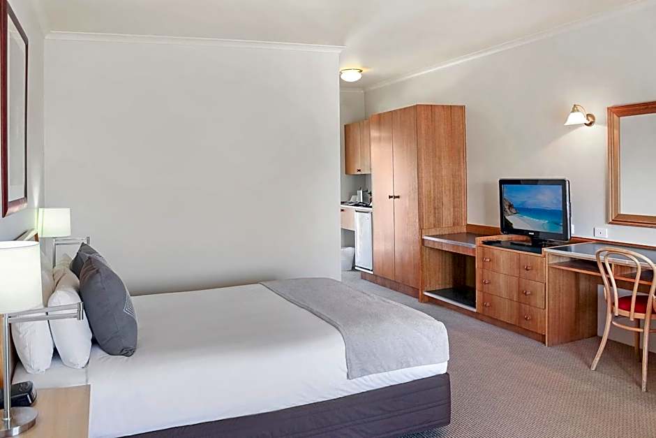 Best Western Sanctuary Inn