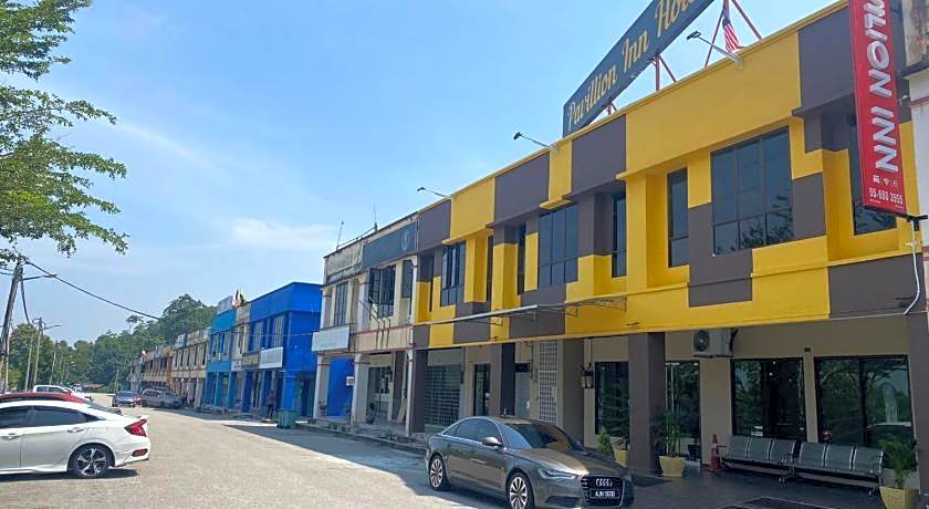 PAVILION INN HOTEL LUMUT