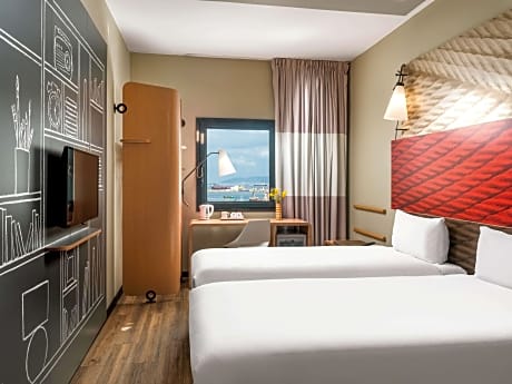 Standard Room with 2 Single Beds