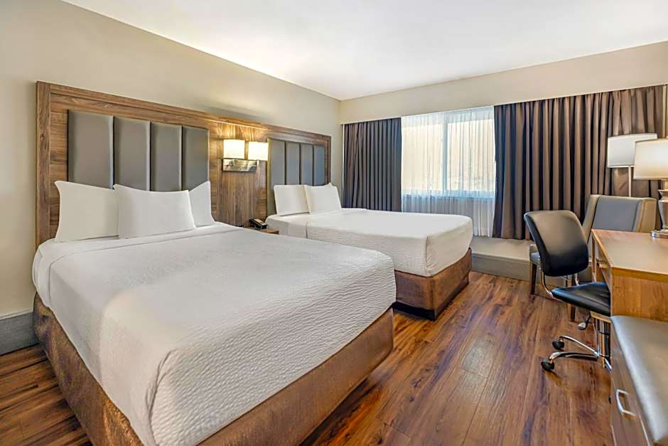 Days Inn by Wyndham Victoria On The Harbour