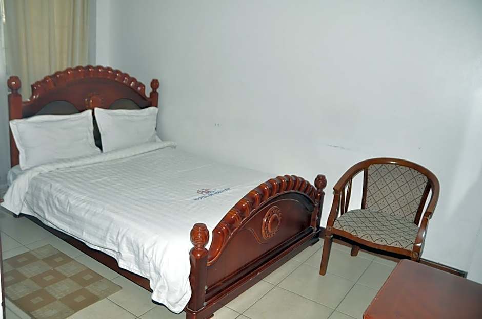 Hotel de Mag Deluxe