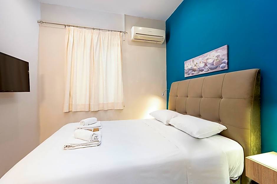 Sonia Hotel & Suites - Adults Only