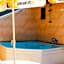 Mandalinn Hotel