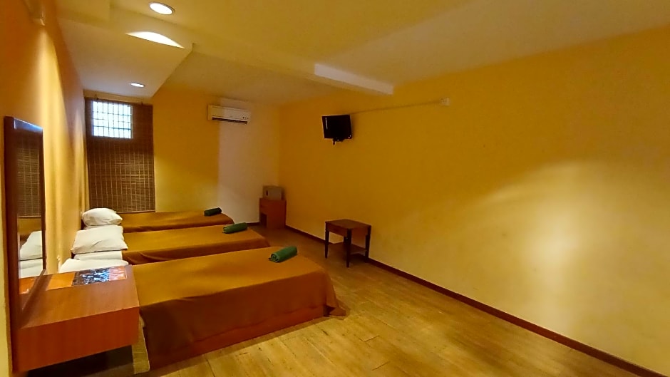 Straits Settlement Inn