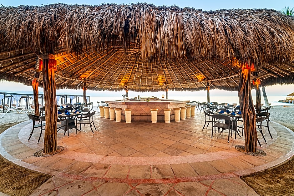 Crown Paradise Golden All Inclusive Adults Only