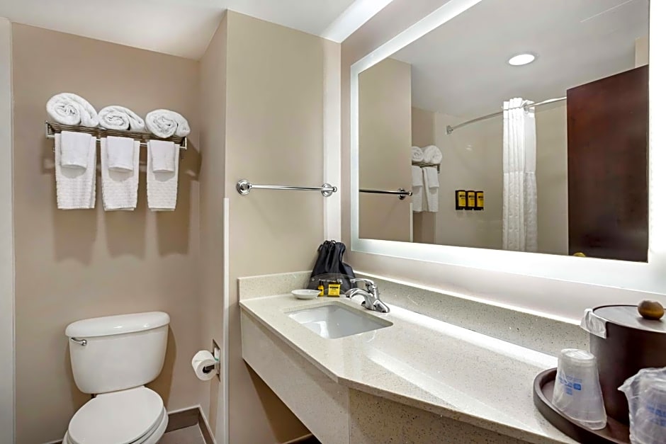 Best Western Plus Fairfield Hotel