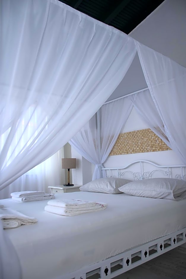 Tepe Hotel