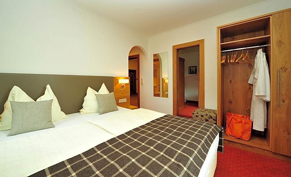 Hotel-Gasthof Strasswirt