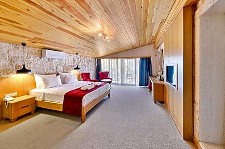 Triple Room with Sea View