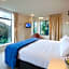 Spinnaker Bay Apartments