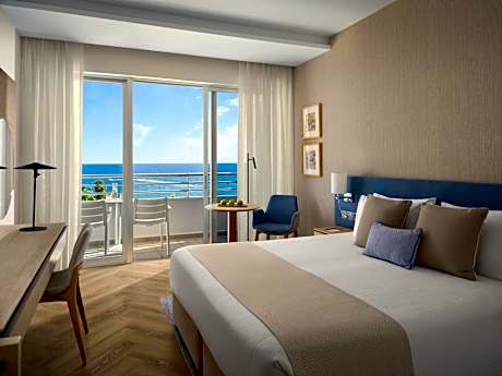 Superior Sea View Room