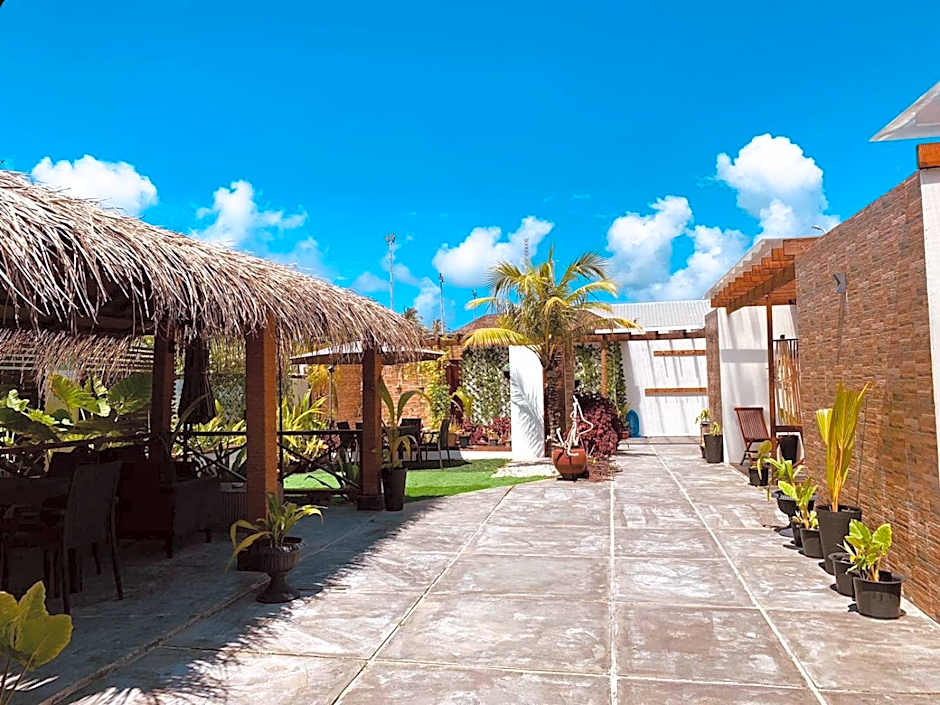 Himeyn Beach Inn - Ocho Homes by Eight Continents