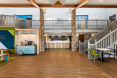 Spark by Hilton Cedar Falls