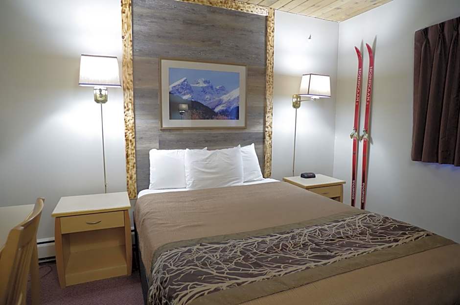 Canadas Best Value Inn and Suites Fernie