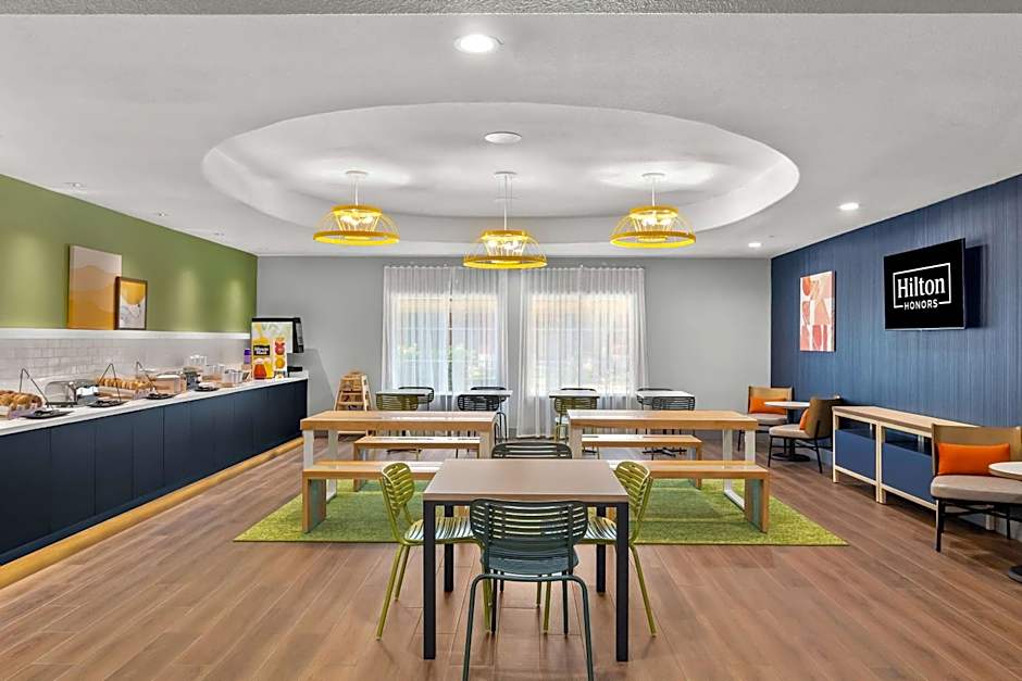 Spark by Hilton Missouri City