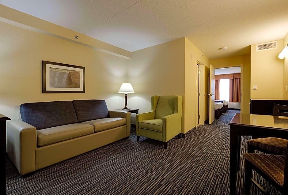 Country Inn & Suites by Radisson, Niagara Falls, ON