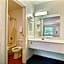 Motel 6-Seattle, WA - South