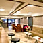 Royce Hotel