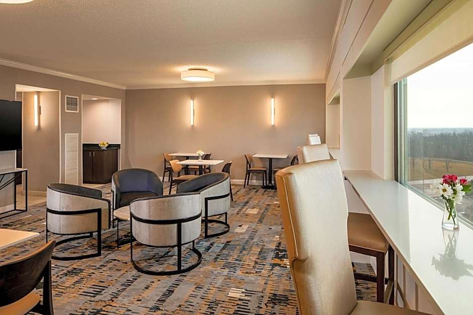 Sheraton Detroit Metro Airport