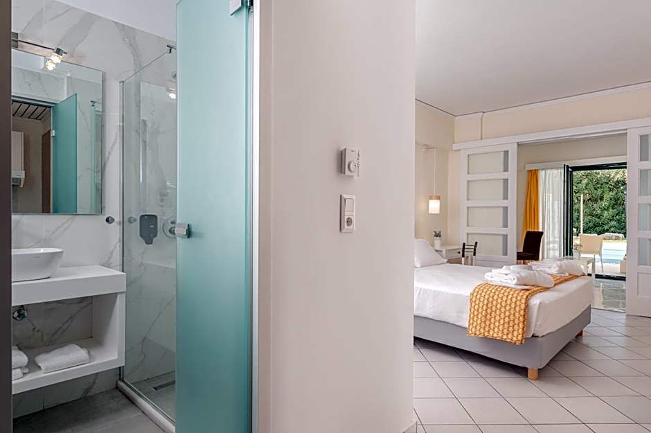 Hydrele Beach Hotel & Village