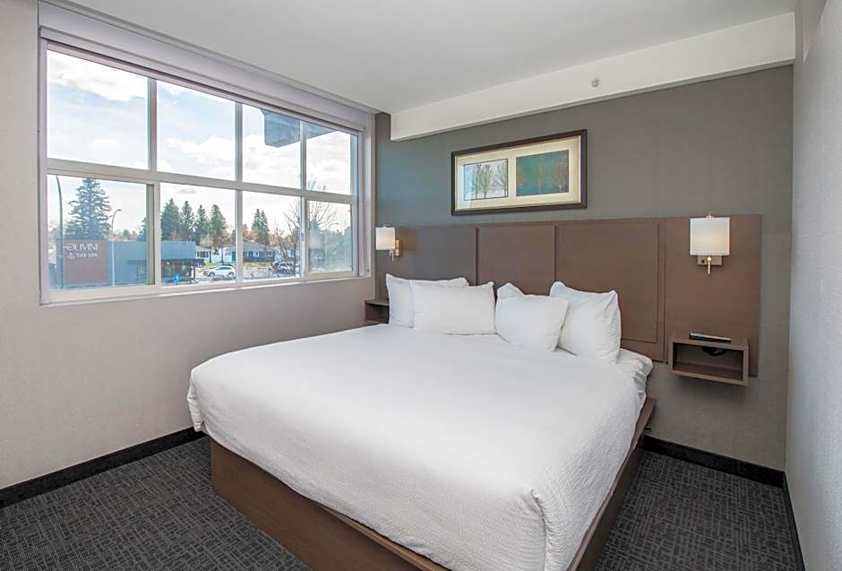 Coast Lethbridge Hotel & Conference Centre