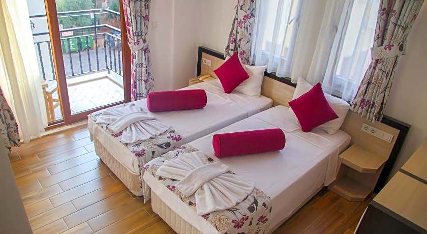 HOTEL HERMES