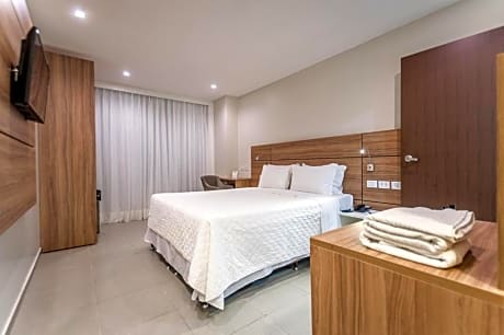 Standard PwD Disability Access - 1 Queen Bed