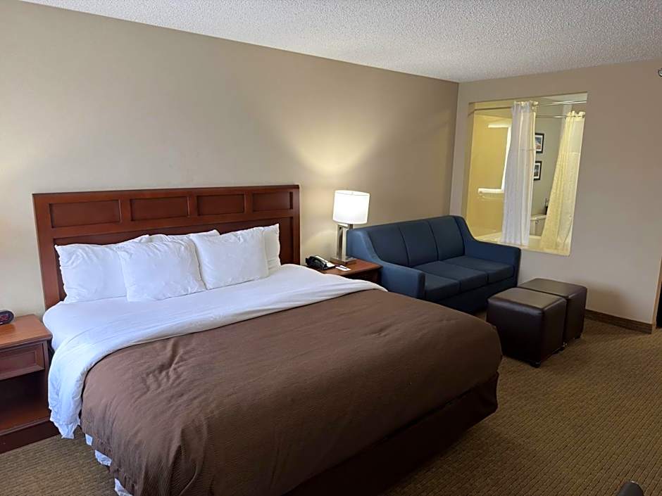 Wingate by Wyndham Utica