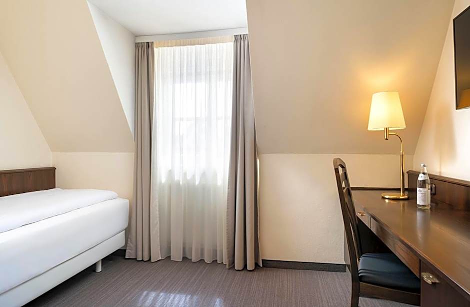 elaya hotel noerdlingen, Trademark by Wyndham
