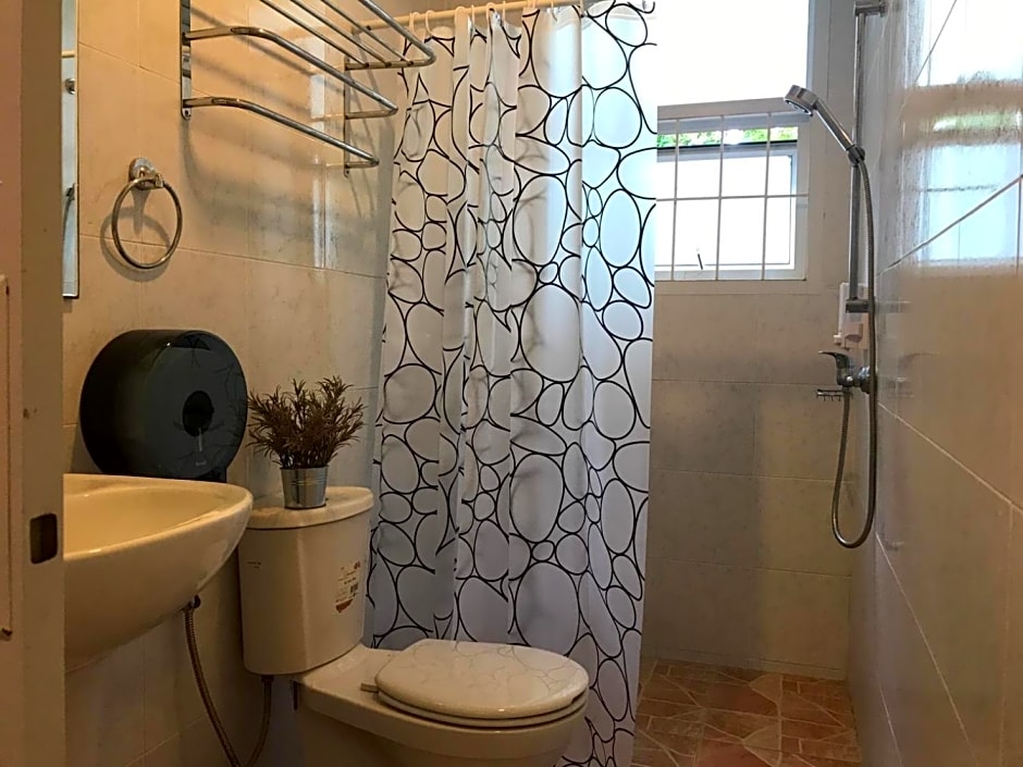 A title Guestel jomtien