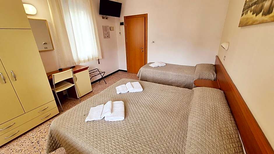 Hotel Arno