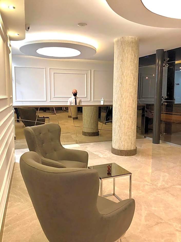 Le Luxe Suites Hotel