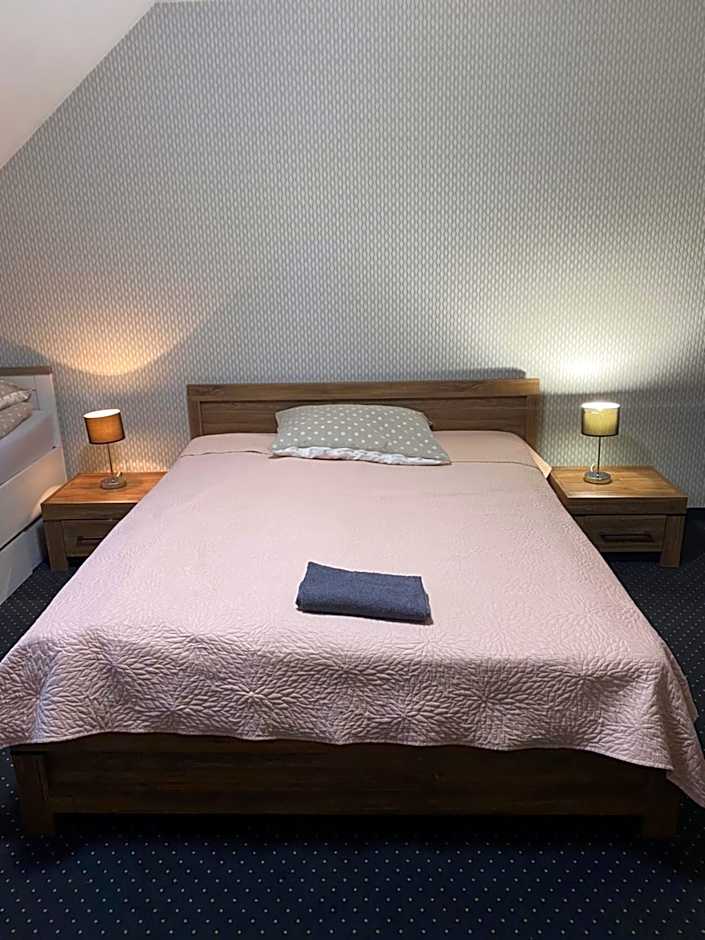 Restauracja Zacisze Leśne Noclegi