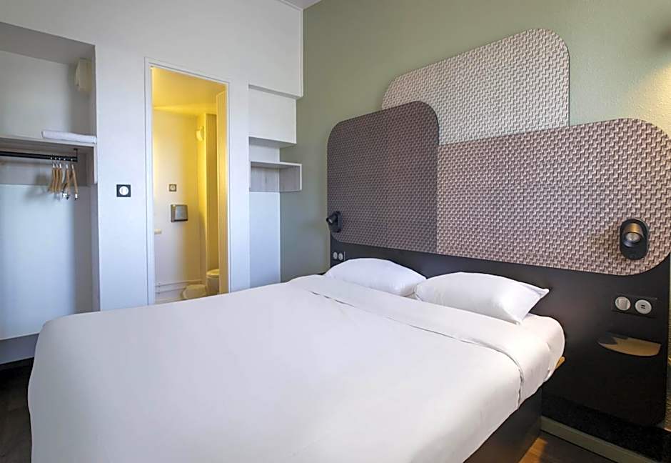 B&B HOTEL Avignon 1