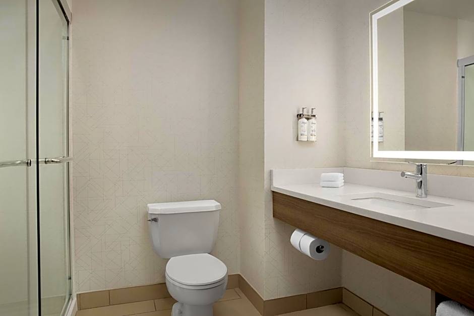 Holiday Inn Express & Suites Chambersburg By IHG