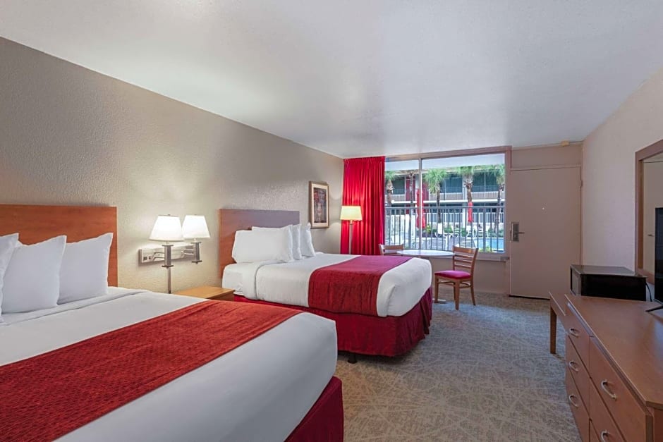 Ramada by Wyndham Kissimmee Gateway