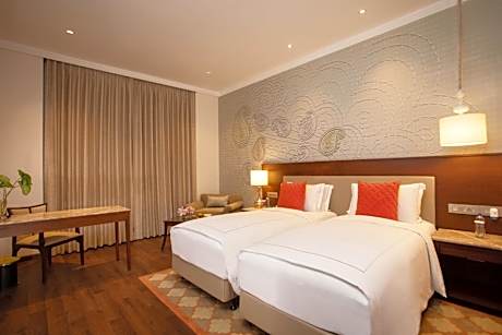 Superior Room Twin Bed Garden View