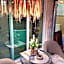Jeweller Hotel