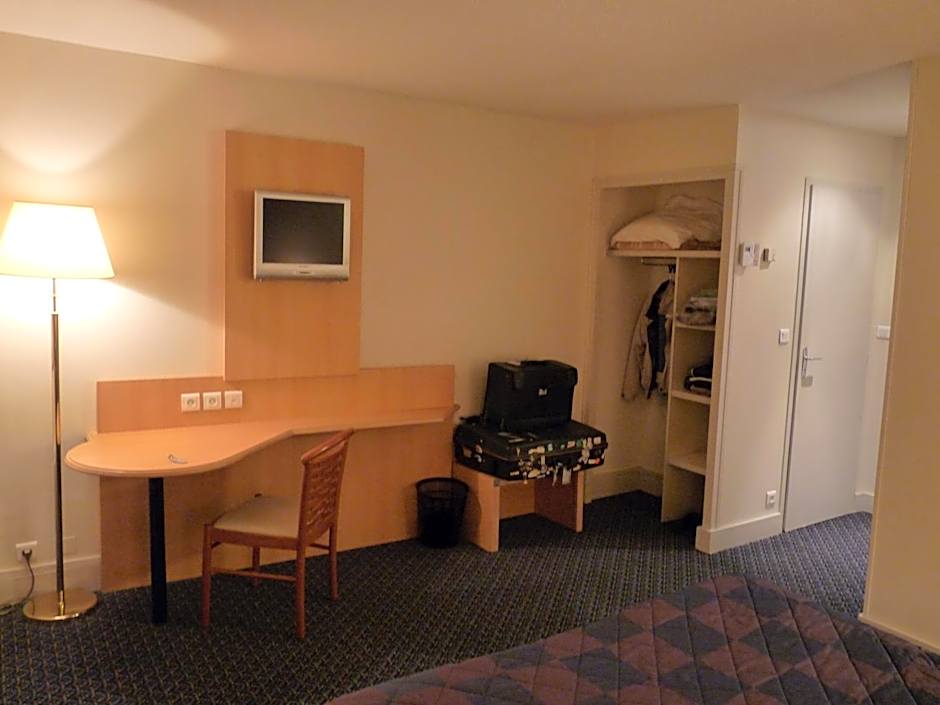 Hotel Le Bourbon Pau Centre