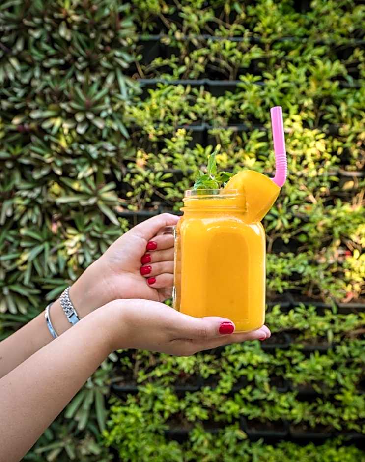 1920s Boutique Hotel and Restaurants