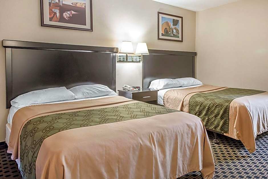 Econo Lodge West Haven